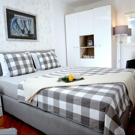 Charming Seaside Apartment Primošten Eksteriør billede