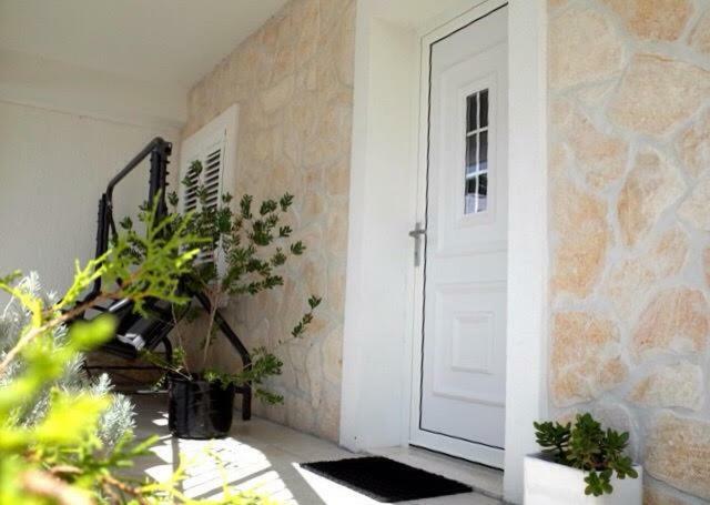 Charming Seaside Apartment Primošten Eksteriør billede